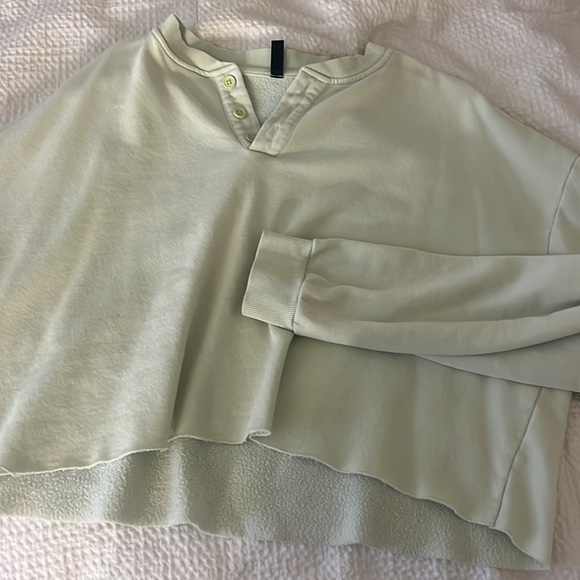 Pacsun L.A. Hearts sweatshirt. Green, barely worn. - Picture 1 of 4